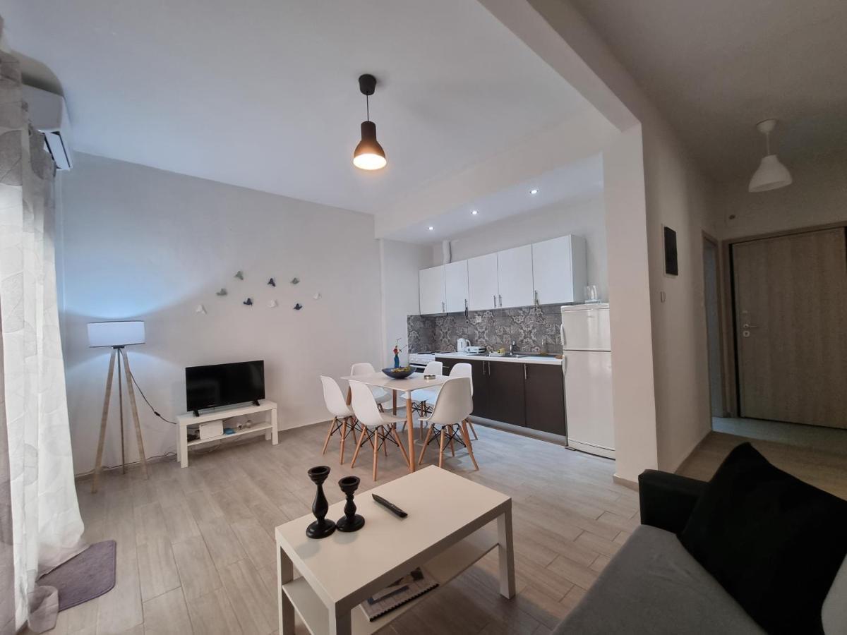 Cosy And Modern Appartment In 올림피아다 외부 사진