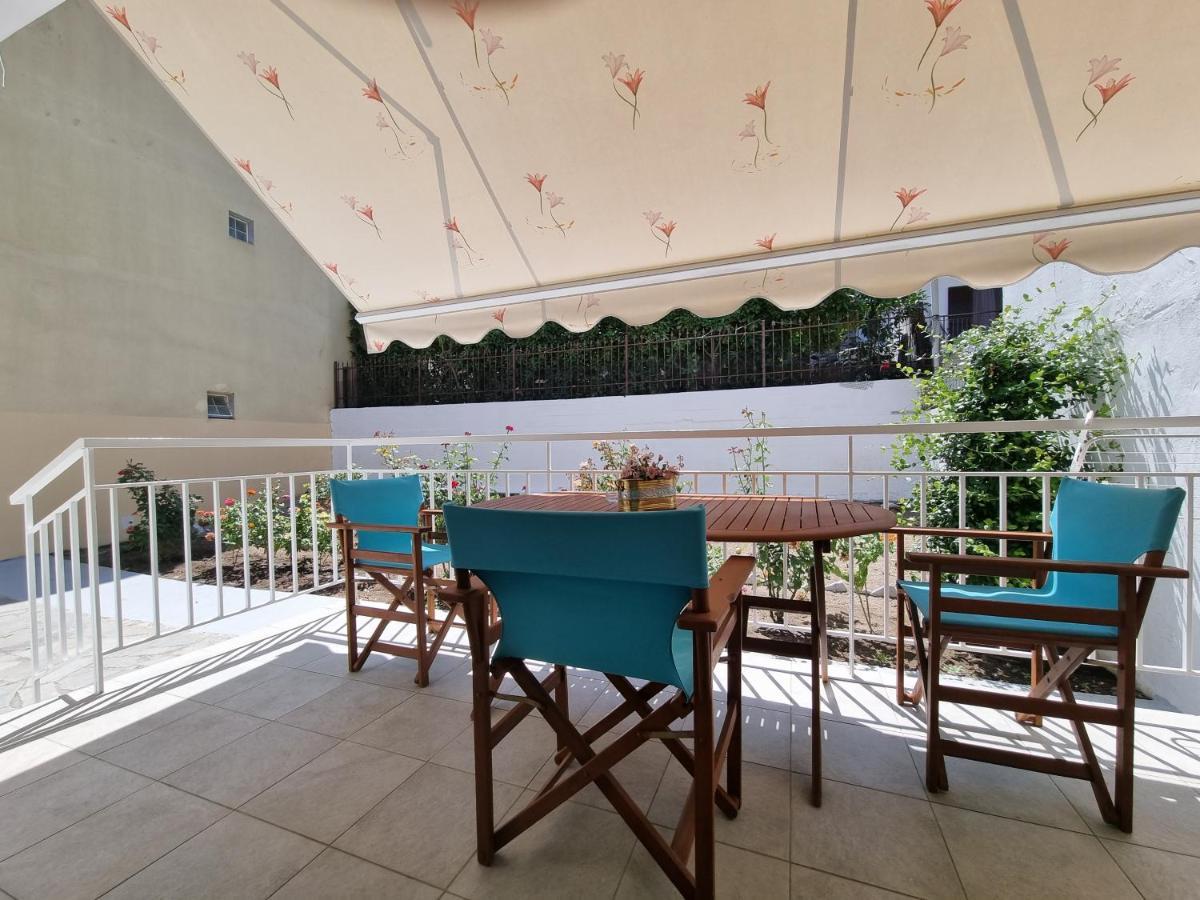 Cosy And Modern Appartment In 올림피아다 외부 사진